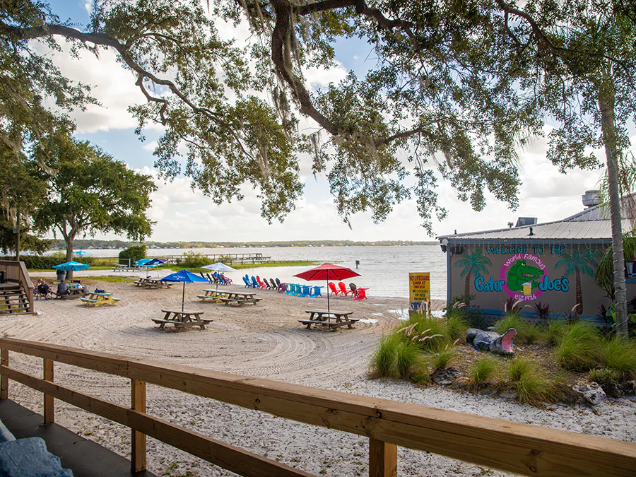 Gator Joes on Lake Weir near Belleview, FL